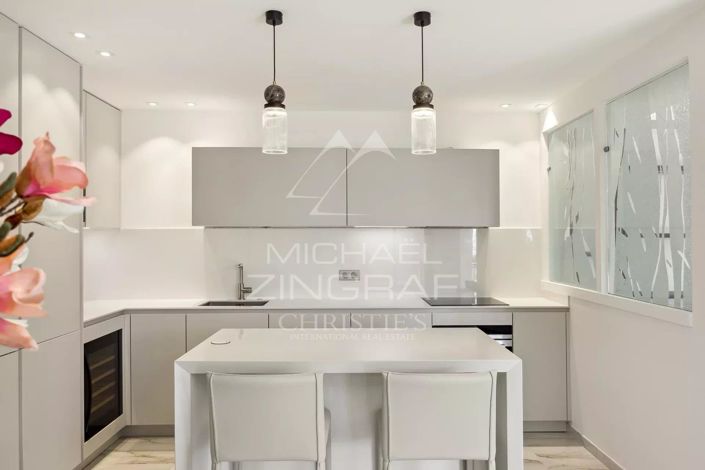 Image No.8-2 Bed Apartment for sale