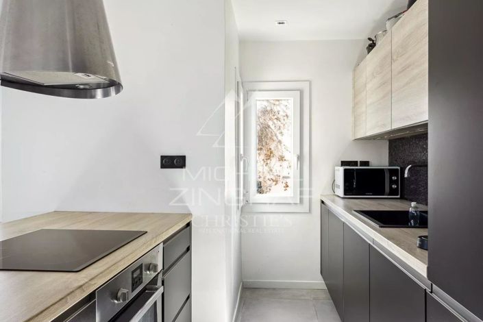 Image No.10-2 Bed Apartment for sale