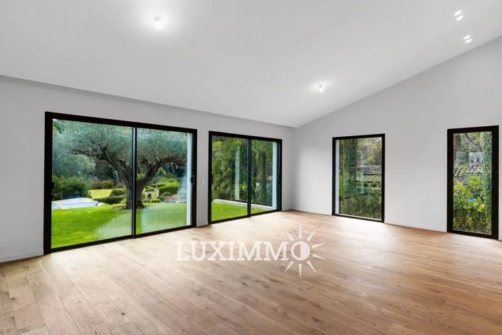 Image No.15-5 Bed House for sale