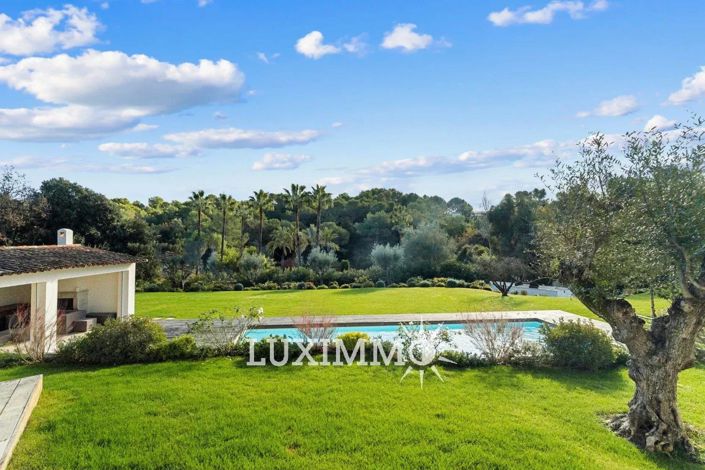 Image No.20-5 Bed House for sale