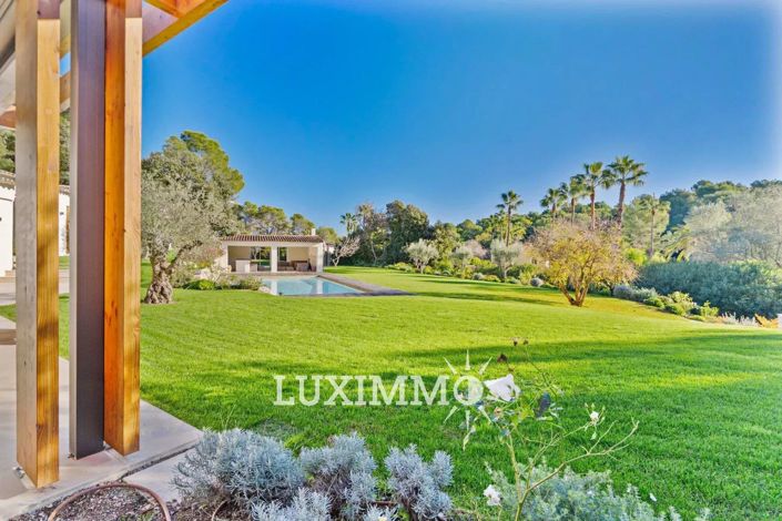 Image No.4-5 Bed House for sale