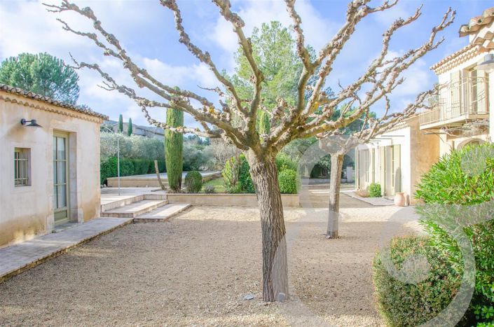 Image No.4-5 Bed House for sale