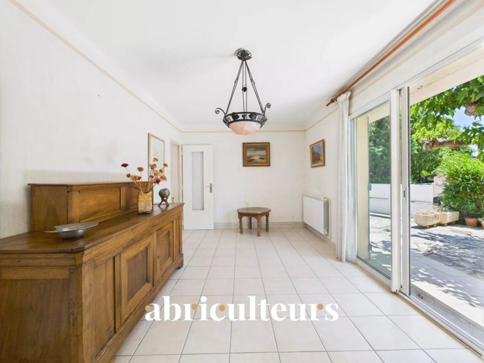 Image No.3-2 Bed House for sale