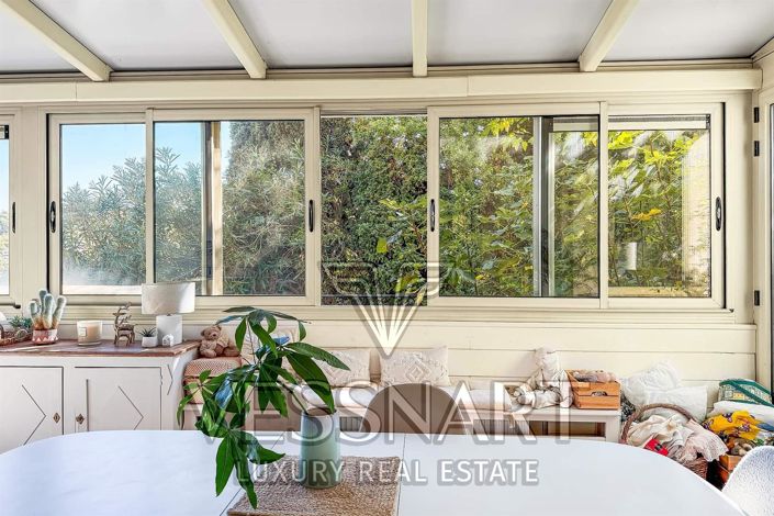 Image No.12-5 Bed House for sale