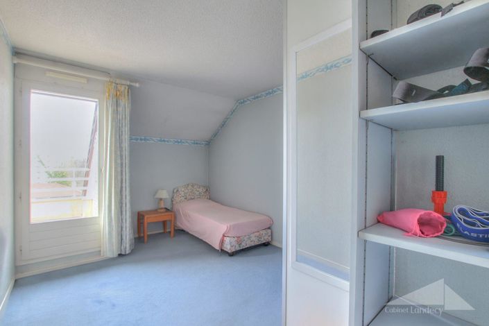 Image No.8-3 Bed Apartment for sale