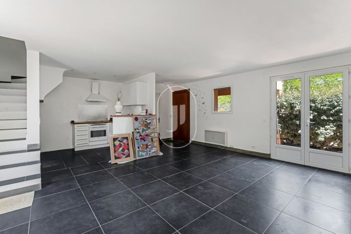 Image No.4-3 Bed House for sale