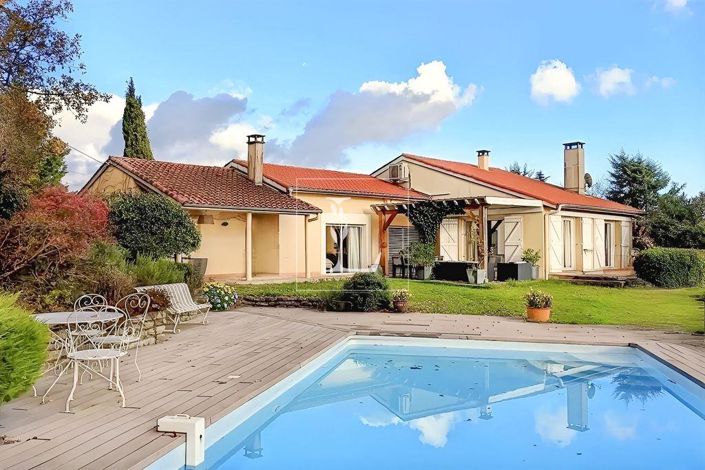 Image No.4-5 Bed House for sale