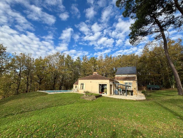 Image No.1-4 Bed House for sale