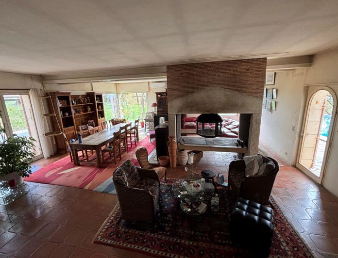 Image No.4-4 Bed House for sale