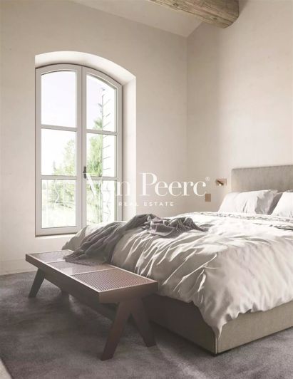 Image No.3-5 Bed House for sale