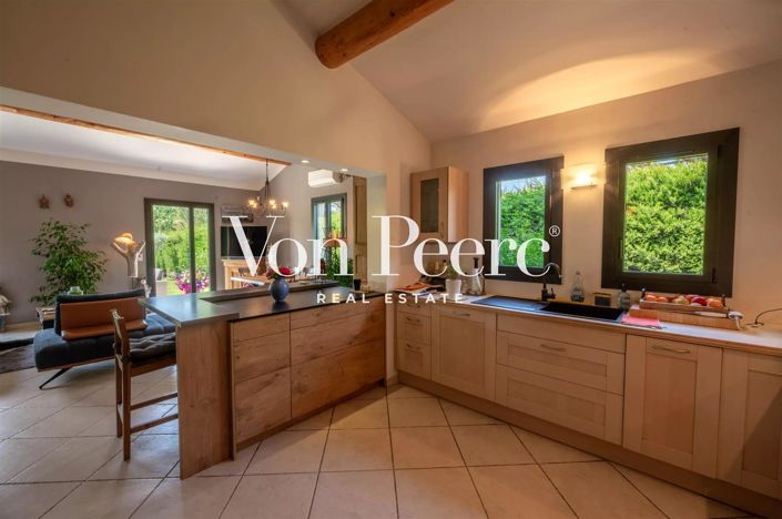 Image No.3-4 Bed House for sale
