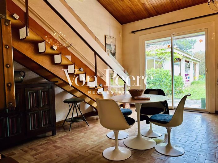 Image No.1-3 Bed House for sale