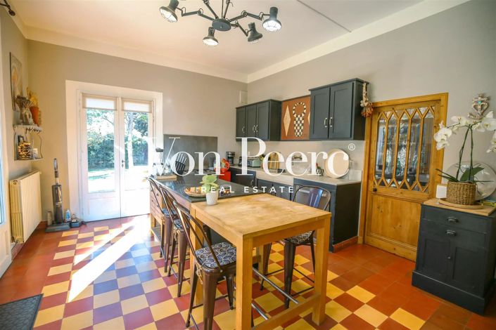 Image No.15-6 Bed House for sale