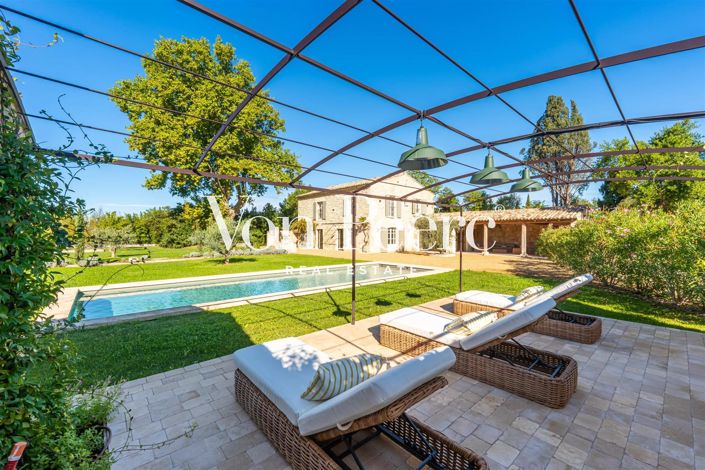 Image No.2-5 Bed House for sale