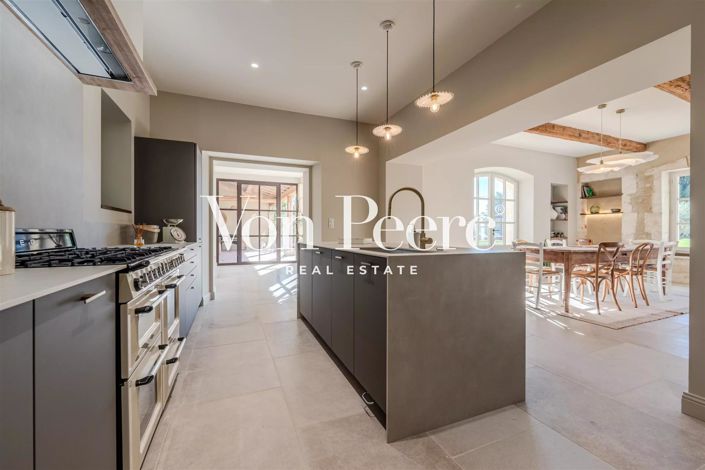 Image No.5-5 Bed House for sale