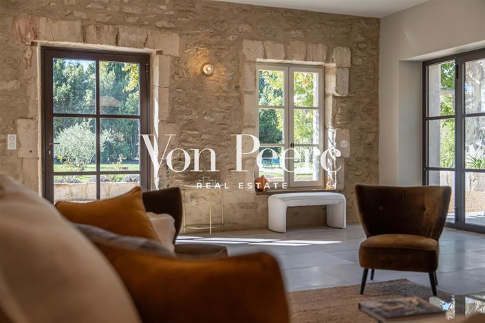 Image No.6-5 Bed House for sale