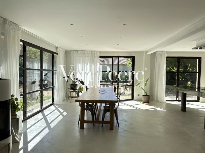 Image No.4-1 Bed House for sale