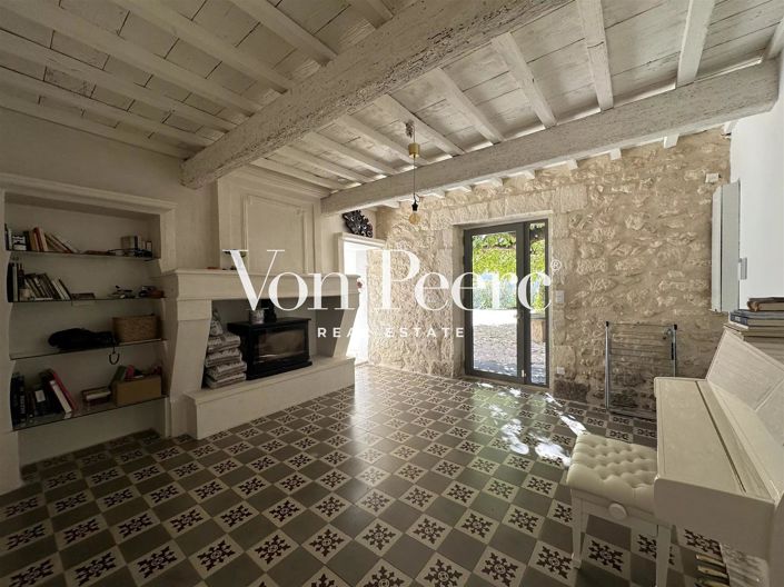 Image No.9-1 Bed House for sale