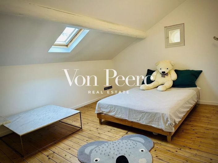 Image No.12-6 Bed House for sale