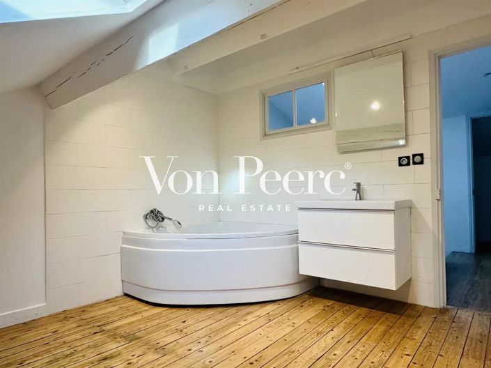 Image No.14-6 Bed House for sale