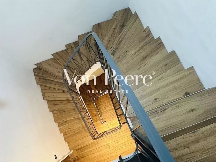 Image No.15-6 Bed House for sale