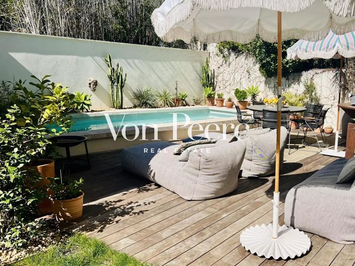 Image No.16-6 Bed House for sale