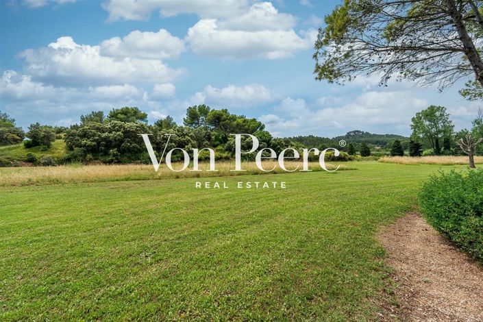 Image No.12-5 Bed House for sale