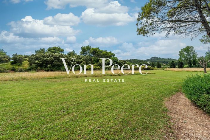 Image No.12-5 Bed House for sale