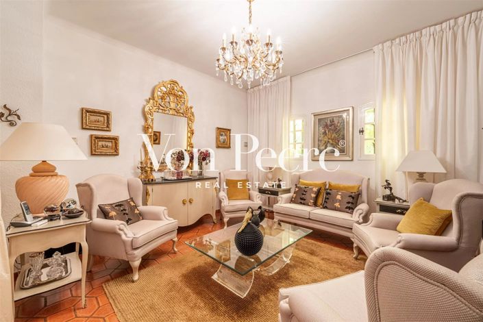 Image No.7-5 Bed House for sale