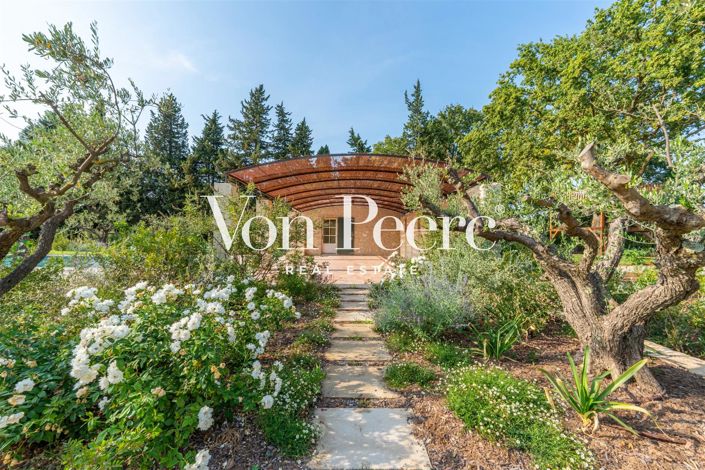 Image No.9-7 Bed House for sale