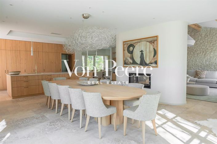 Image No.10-6 Bed House for sale