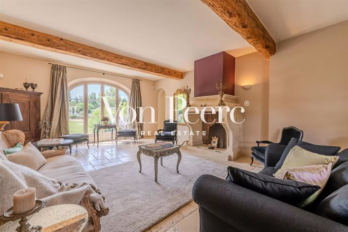 Image No.7-5 Bed House for sale