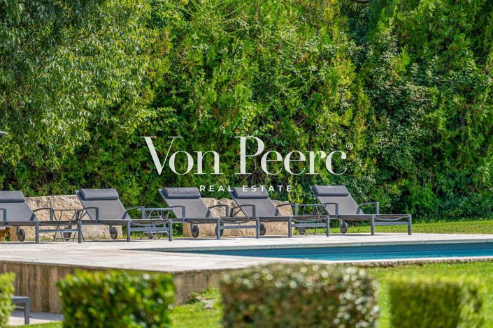 Image No.19-6 Bed House for sale