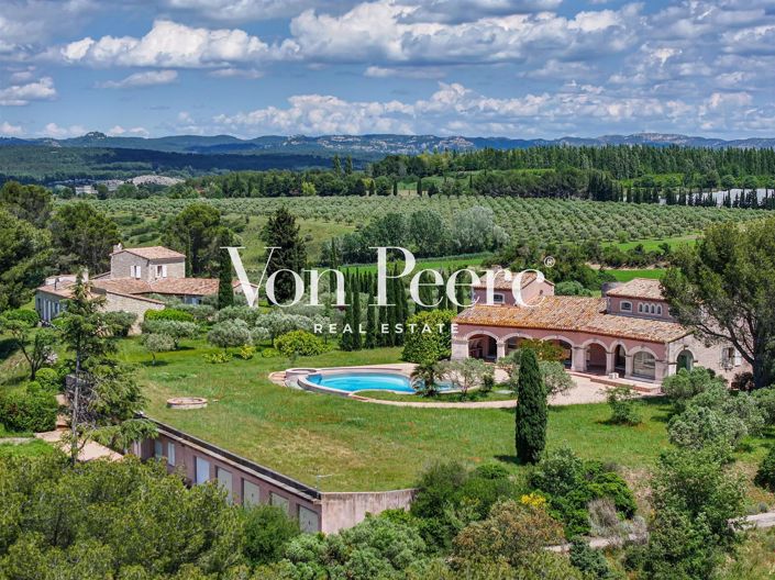 Image No.19-6 Bed House for sale