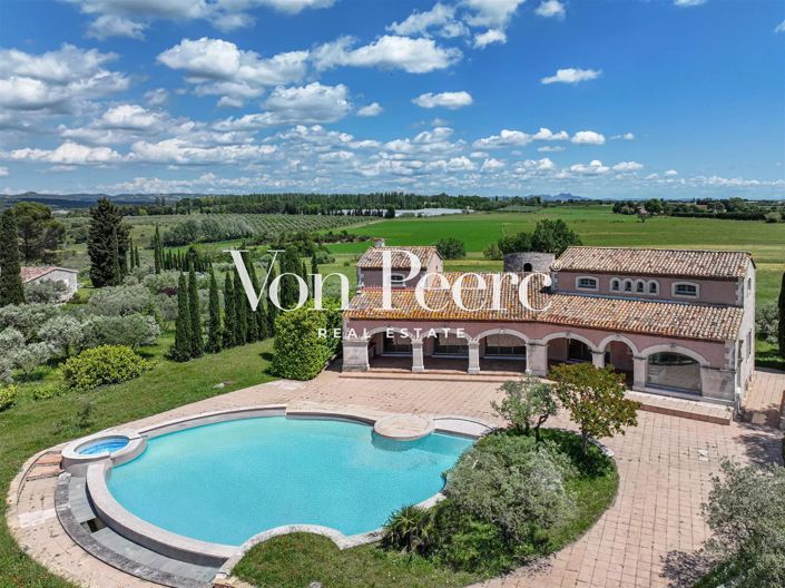 Image No.20-6 Bed House for sale