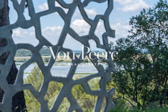 Image No.8-6 Bed House for sale