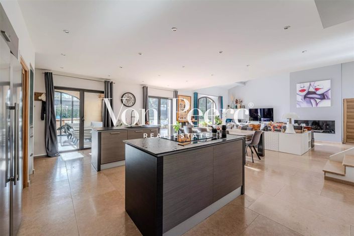 Image No.11-4 Bed House for sale