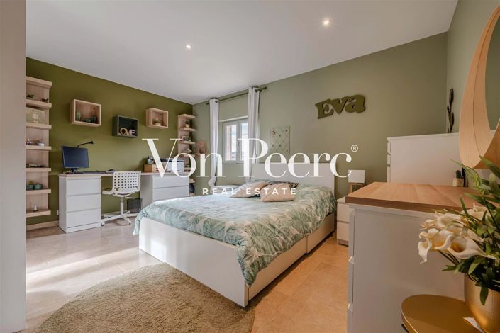 Image No.15-4 Bed House for sale