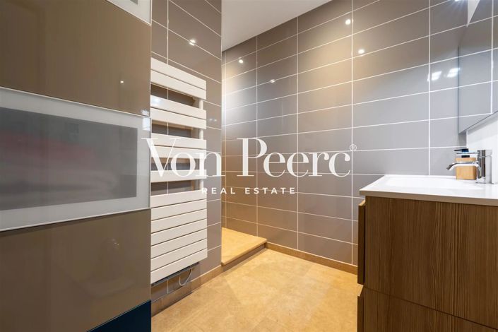 Image No.17-4 Bed House for sale