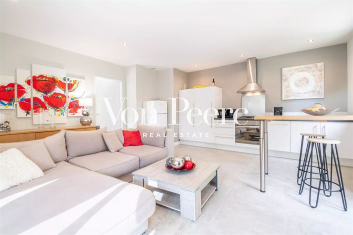 Image No.14-5 Bed House for sale