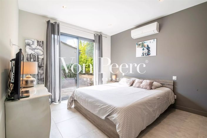 Image No.15-5 Bed House for sale