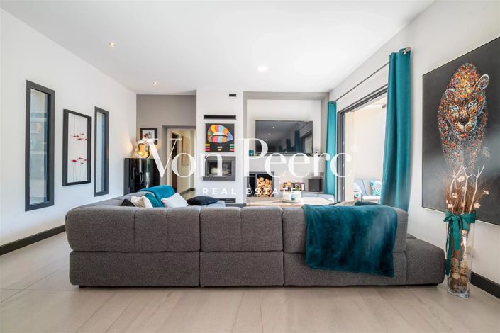 Image No.5-5 Bed House for sale