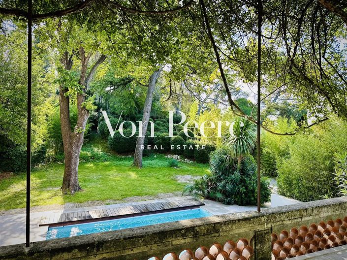 Image No.6-5 Bed House for sale