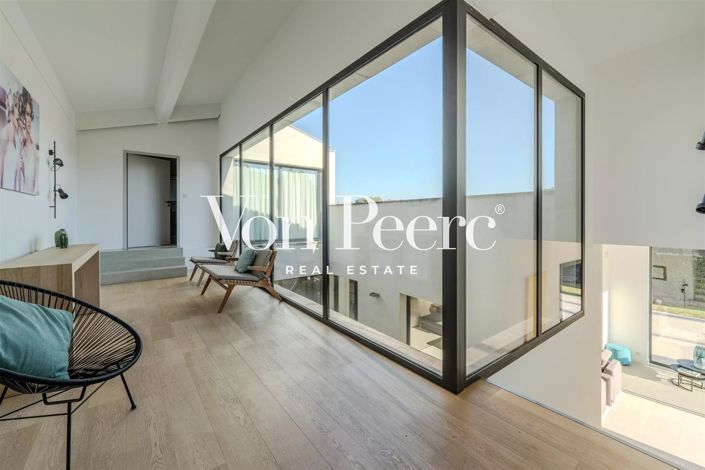 Image No.14-4 Bed House for sale