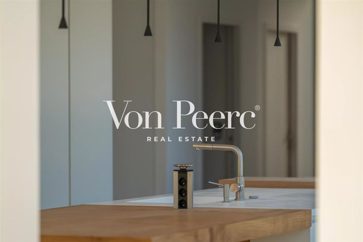 Image No.17-4 Bed House for sale