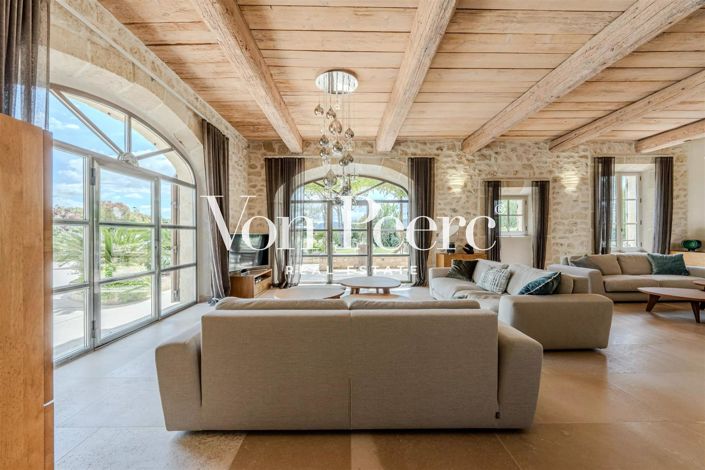 Image No.10-5 Bed House for sale