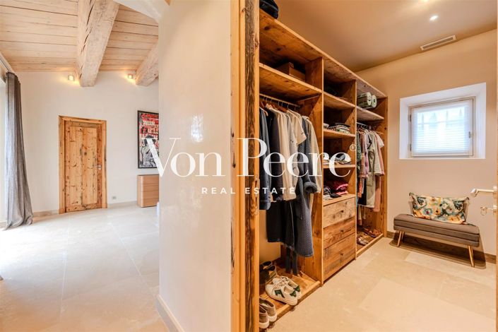 Image No.17-5 Bed House for sale