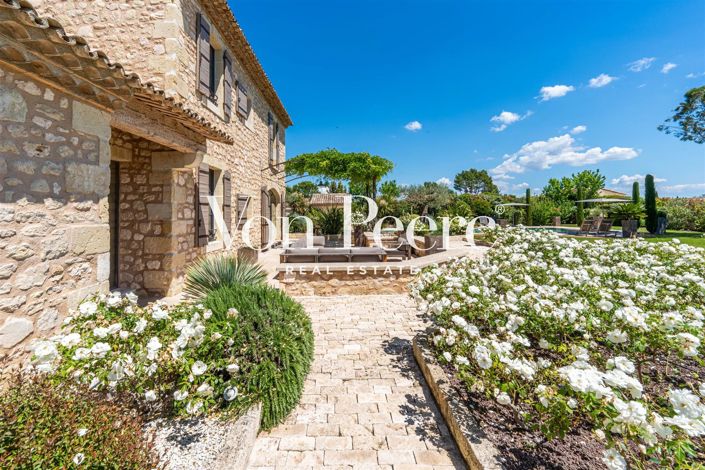 Image No.8-5 Bed House for sale