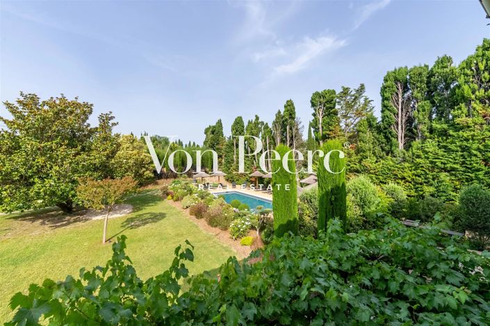 Image No.7-8 Bed House for sale