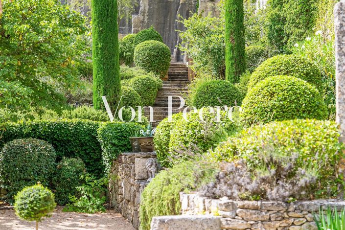 Image No.16-5 Bed House for sale